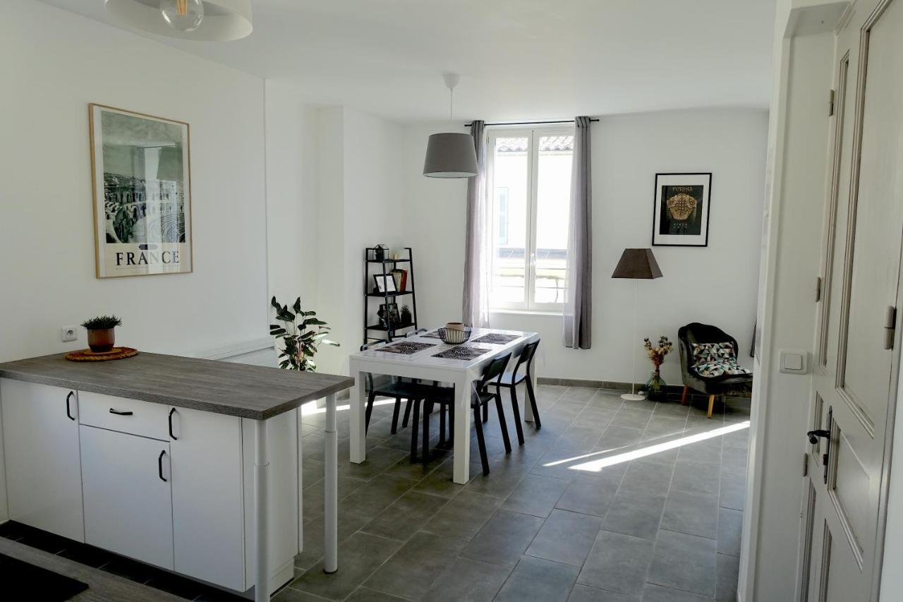 Maison Carree/Coeur Historique De Nimes - Superbe Appt 55M² エクステリア 写真